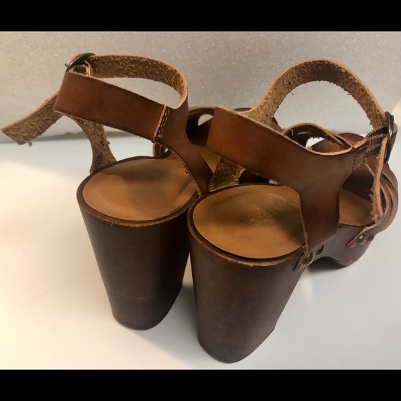 Madden Girl Brown Sandals - Picture 5 of 6